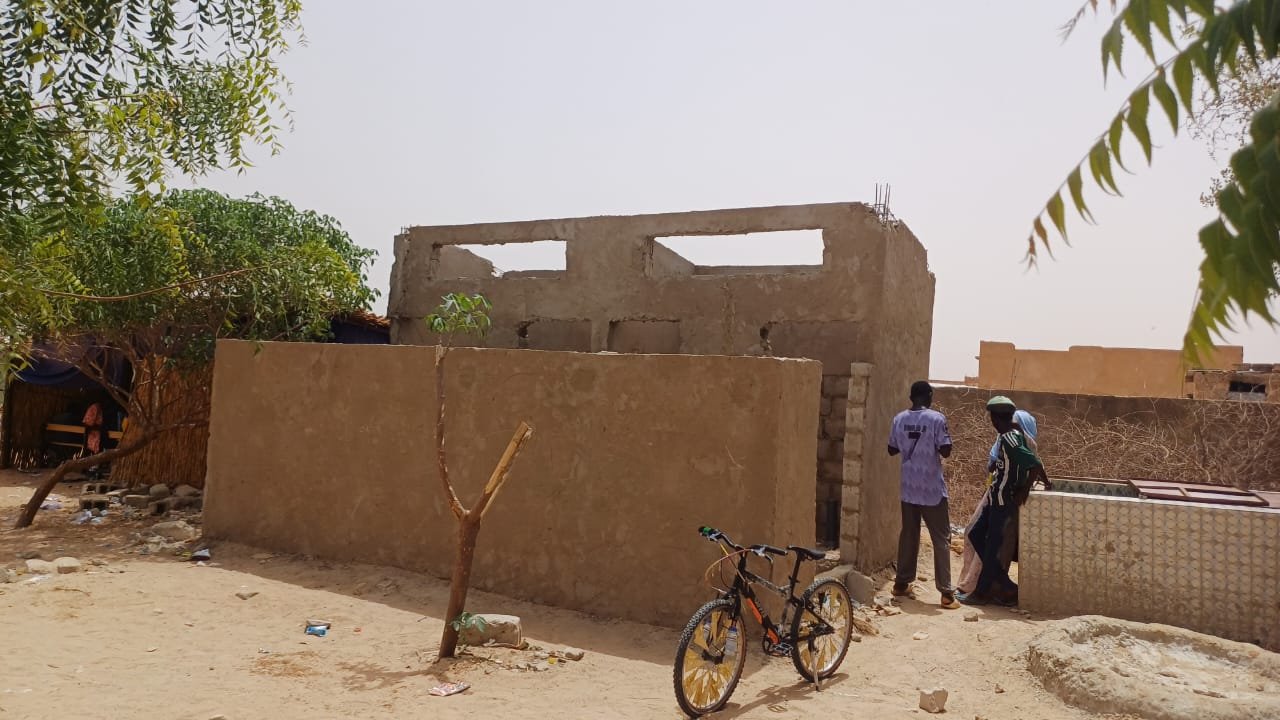 NDOYENE — photo 2