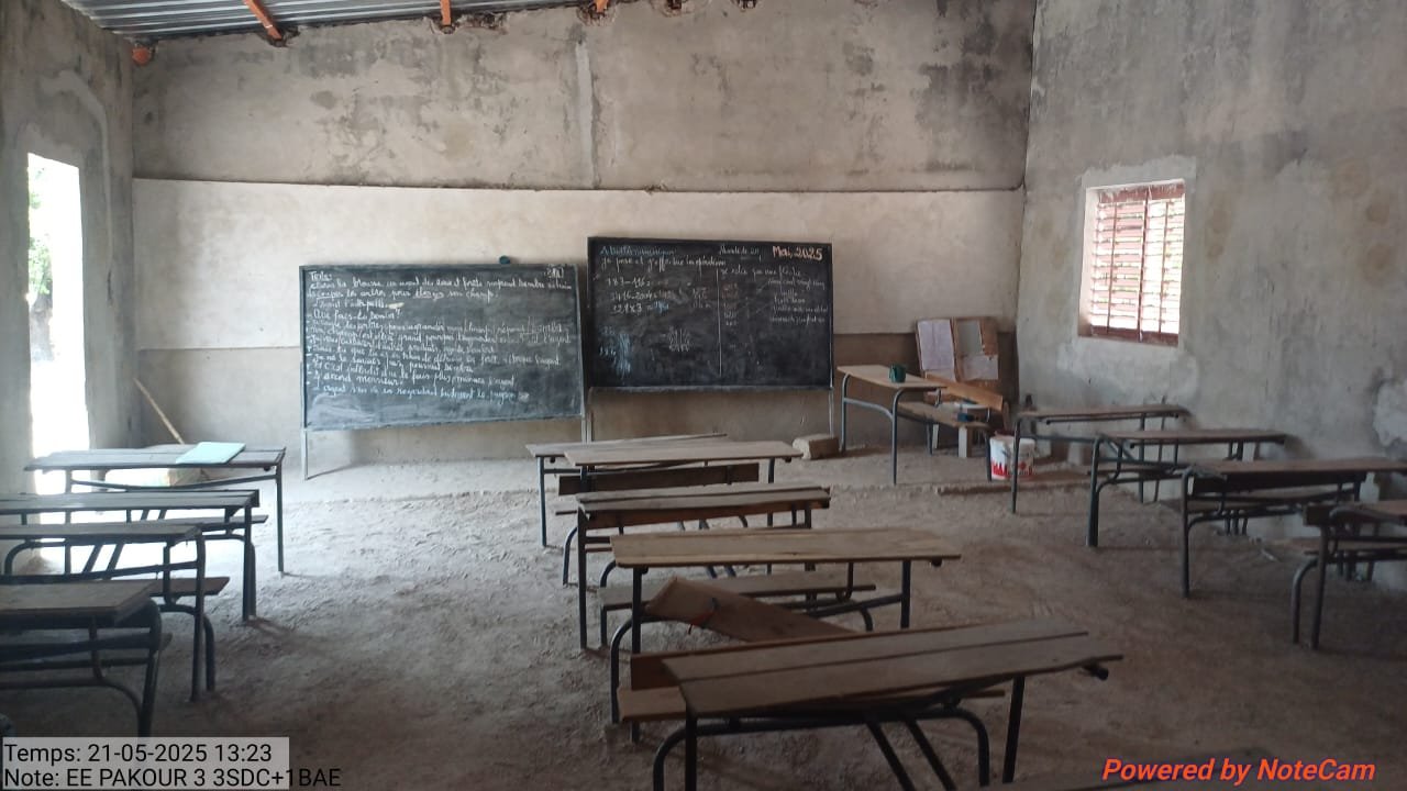 EE PAKOUR 3 — photo 2