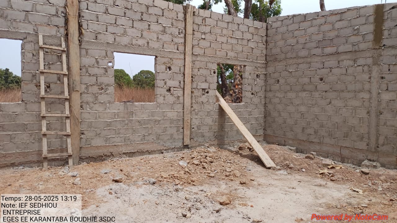 EE KARANTABA BOUDHIE — photo 2